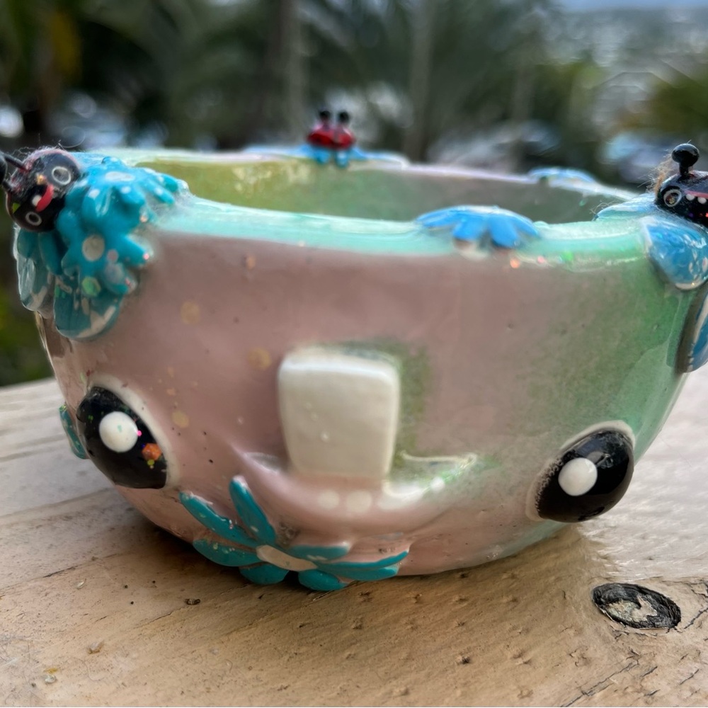 Concrete whimsical Derperz planter, never used.